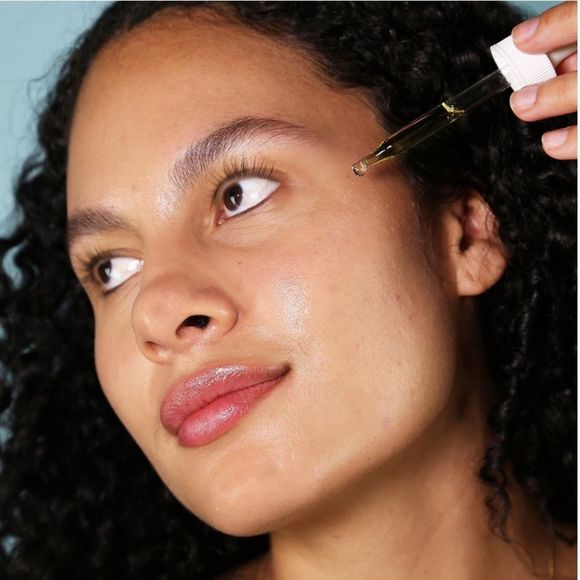 $12โค๏ธโ๐ฅ LAST 1! CocokindโChia Facial Oil ๐ง๐ฑ NEW IN BOX GuaSha Natural - Picture 2 of 5